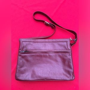 Leather 100% vintage bag, almost new